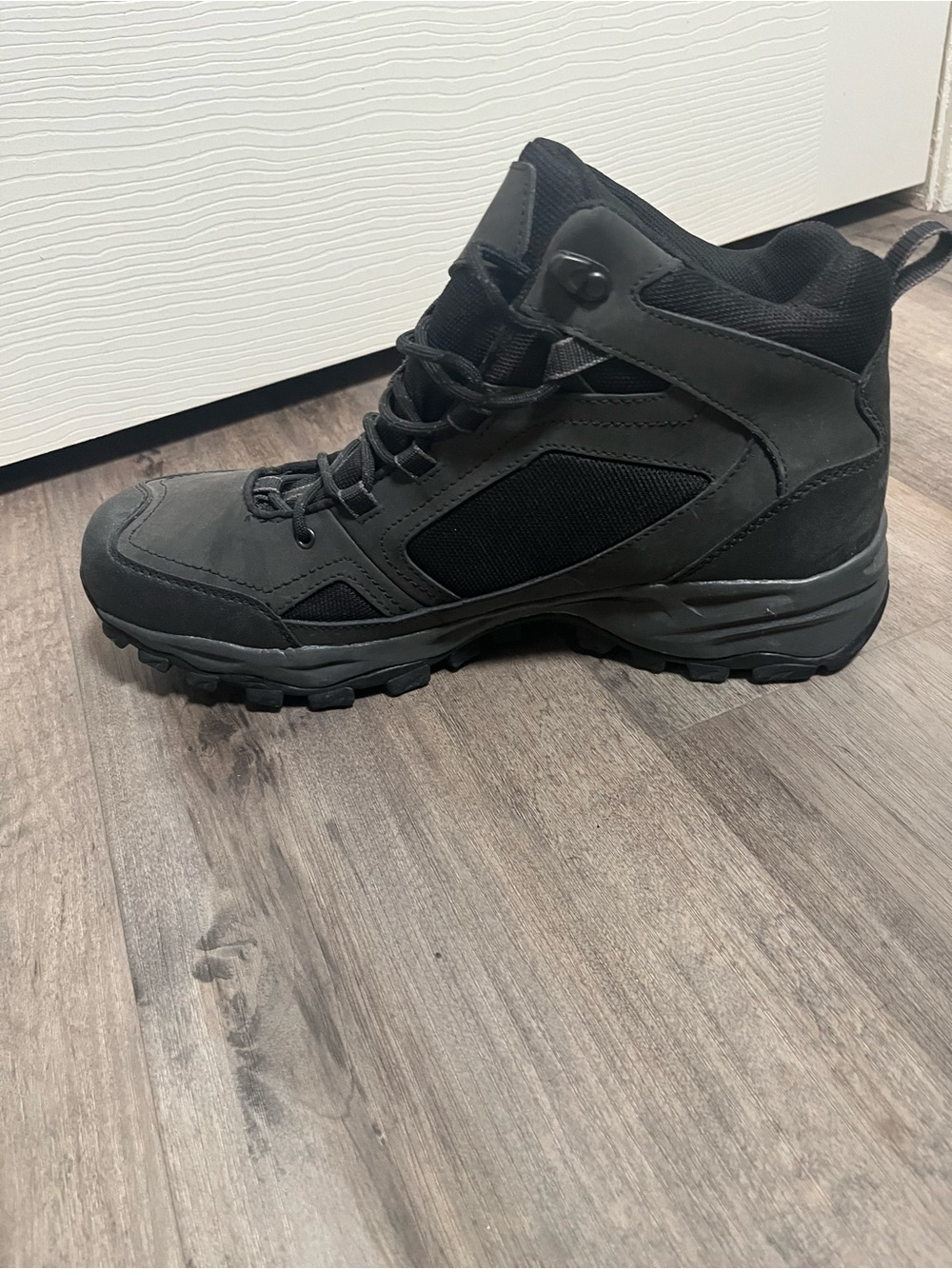 TheNorthFace Men’s HydroSeal Waterproof Mid-Cut Boots. Size 10.5. Like new. - Picture 6 of 7